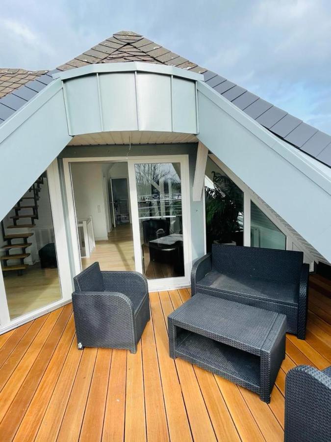 Luxury Rooftop Loft With River View 10Min To City Appartamento Düsseldorf Esterno foto