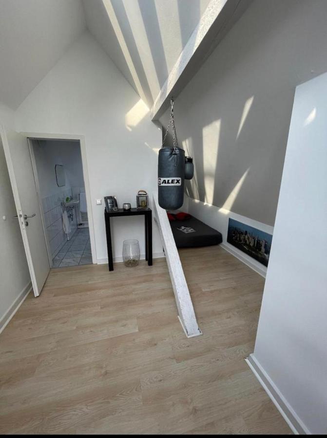 Luxury Rooftop Loft With River View 10Min To City Appartamento Düsseldorf Esterno foto